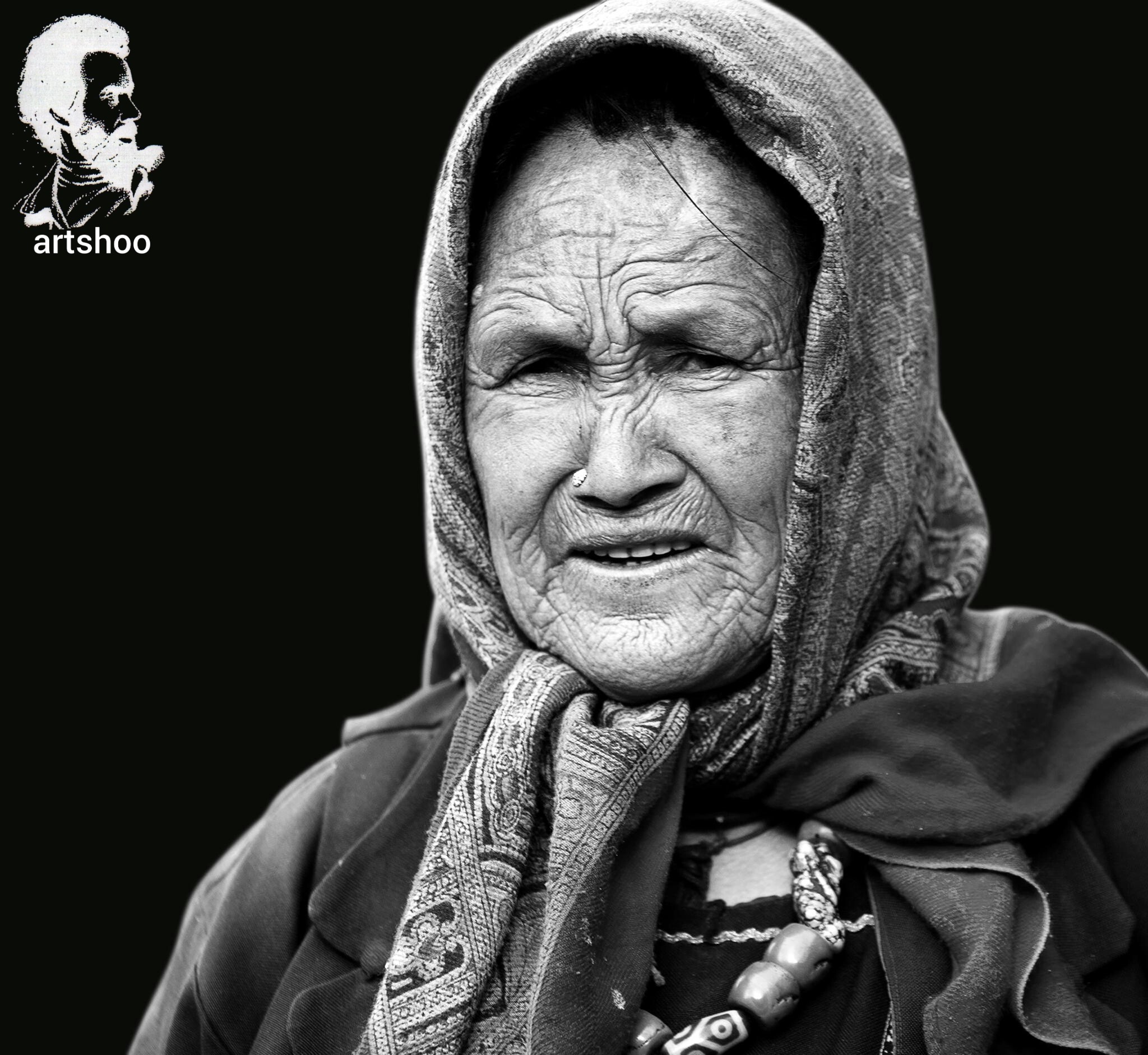 مدل سیاه قلم اورژینال